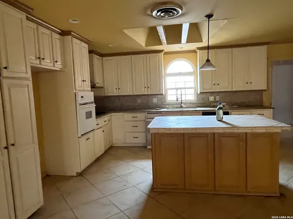 $161,000 | 211 East Alamo Street, Carrizo Springs, TX 78834