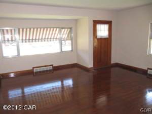 8118 Pa Route Slatington, PA 18080 - Photo 9 of 23 Living Room