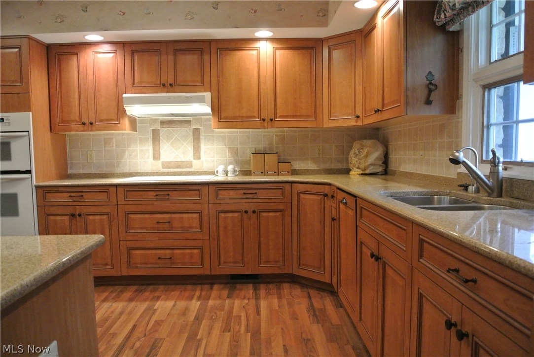 7860 Chaffee Road Northfield, OH 44067 - Photo 5 of 35