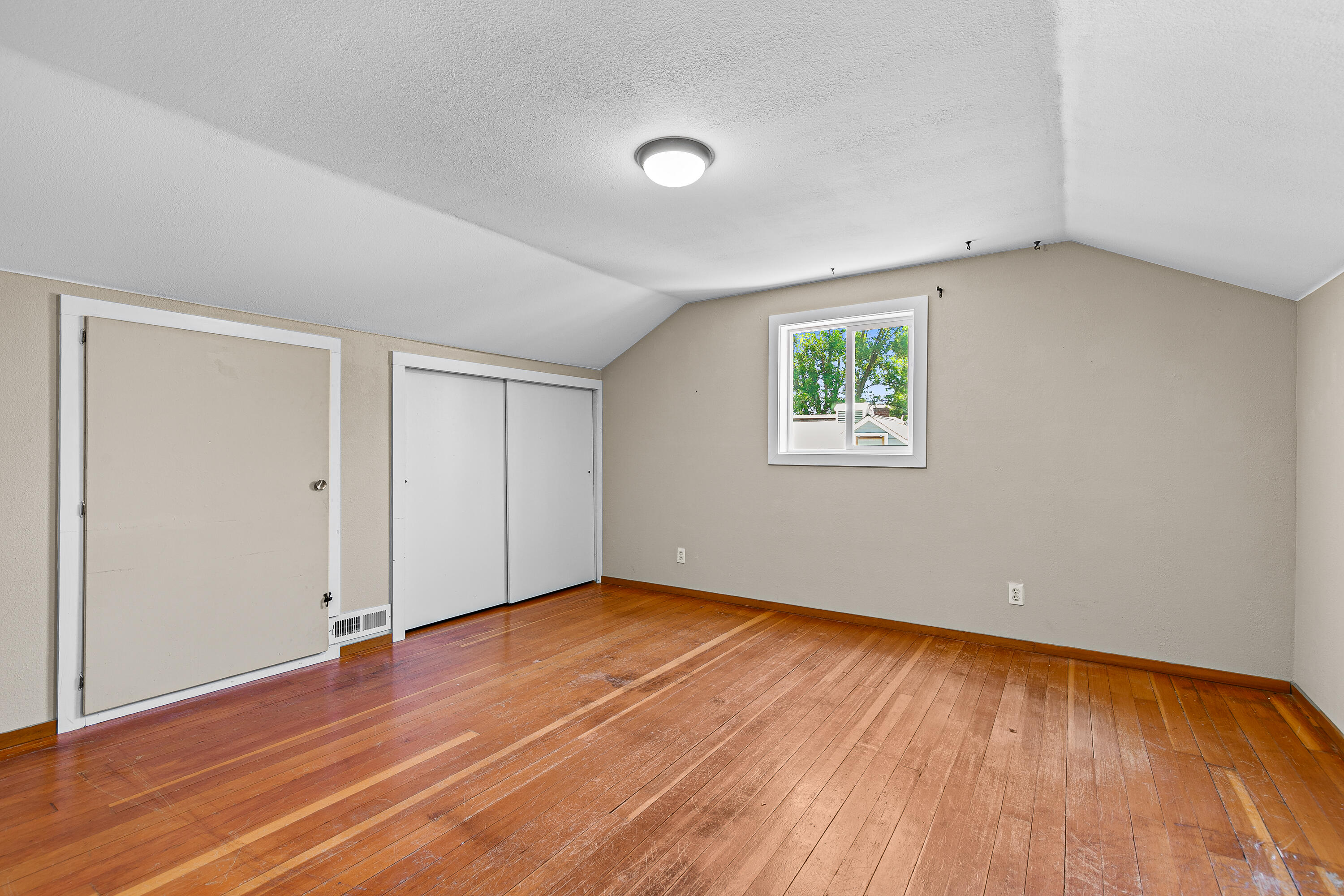 1215 Sweet Road Medford, OR 97501 - Photo 19 of 32 9R9A6164