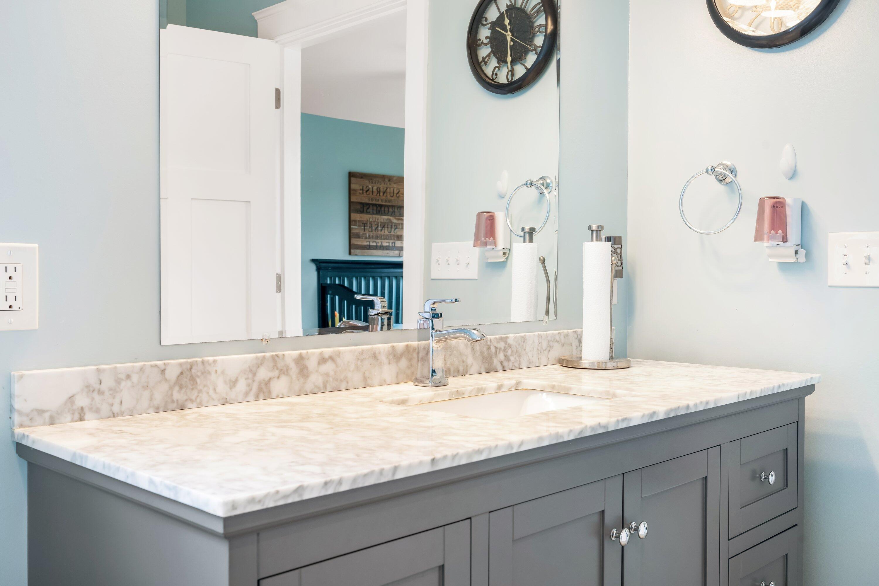 105 King Road Lisbon, ME 04250 - Photo 30 of 100 87-custom-105-king-rd
