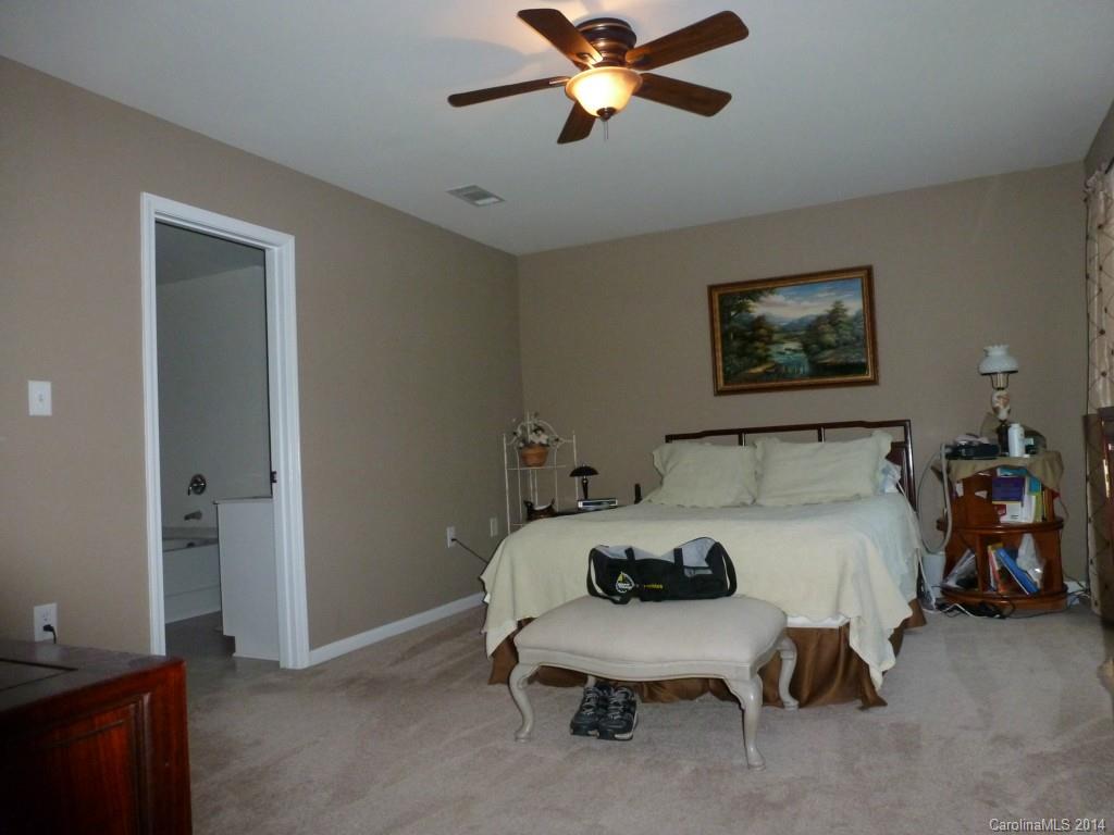 710 Overlook Road Lowell, NC 28098 - Photo 6 of 14
