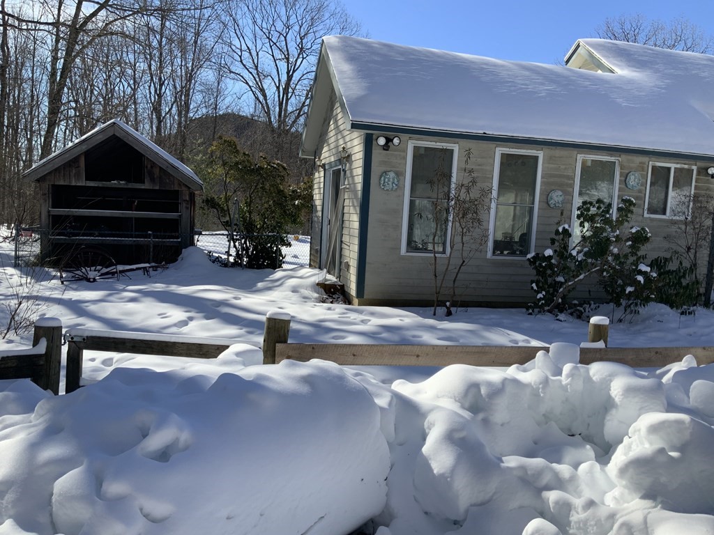 184 Carrington Road Montgomery, MA 01050 - Photo 2 of 38 Gallery Image 2
