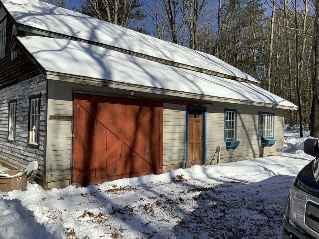 184 Carrington Road Montgomery, MA 01050 - Photo 29 of 38 Gallery Image 29