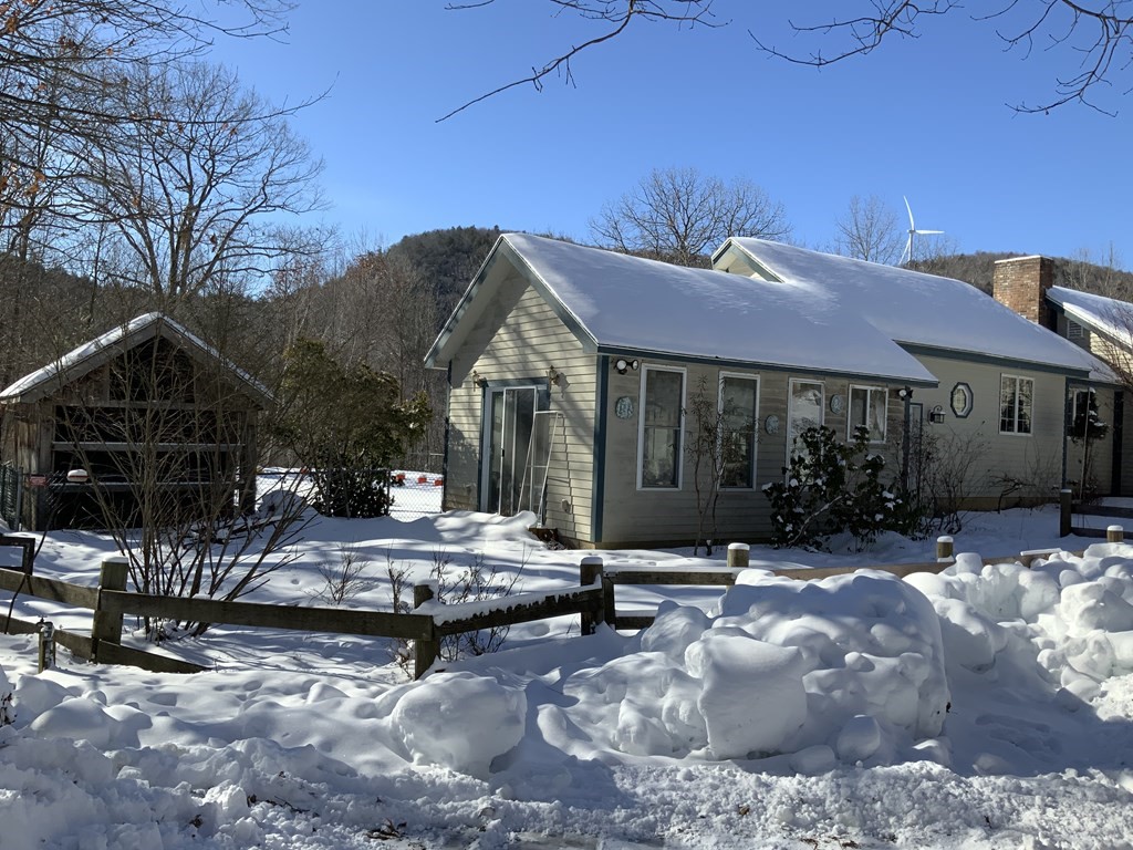 184 Carrington Road Montgomery, MA 01050 - Photo 3 of 38 Gallery Image 3