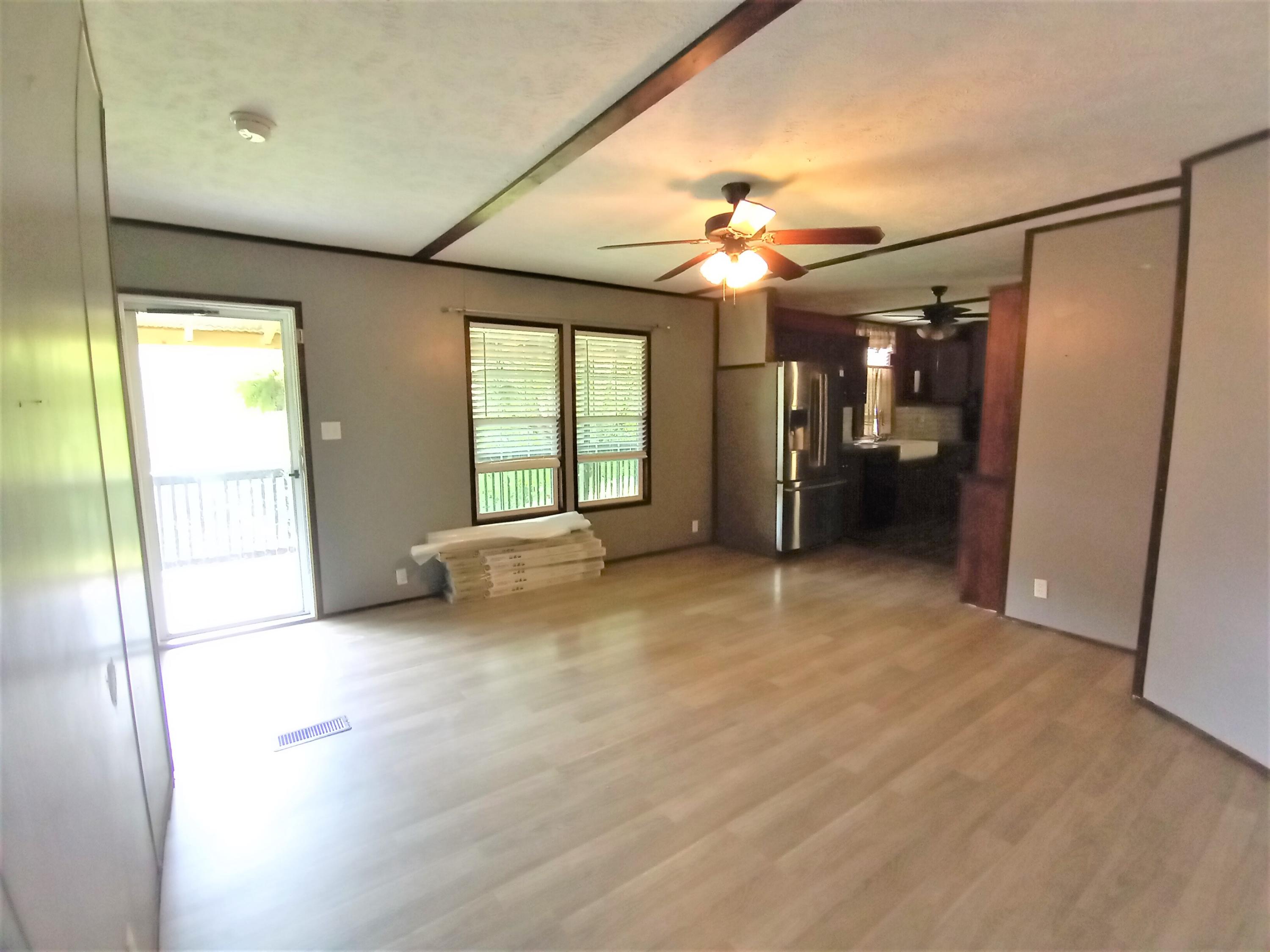 330 Ridge Circle Road Andersonville, TN 37705 - Photo 8 of 40 20210729_122754