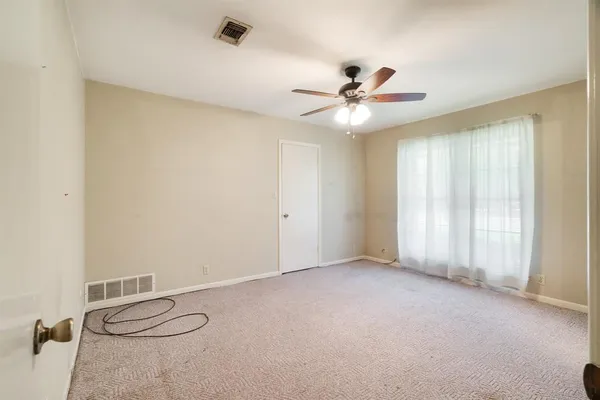 $289,000 | 695 20th Street Northeast, Paris, TX 75460