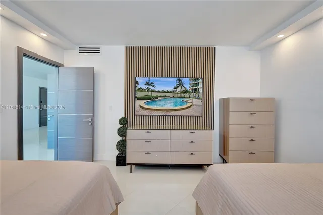 $7,900 | 4001 South Ocean Drive, Unit 16P, Hollywood, FL 33019