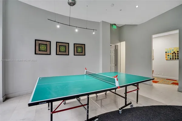 $7,900 | 4001 South Ocean Drive, Unit 16P, Hollywood, FL 33019