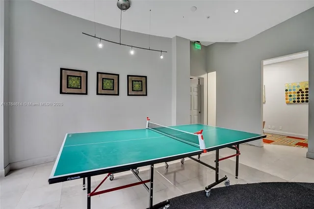 $7,900 | 4001 South Ocean Drive, Unit 16P, Hollywood, FL 33019