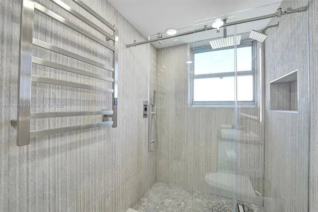 $7,900 | 4001 South Ocean Drive, Unit 16P, Hollywood, FL 33019