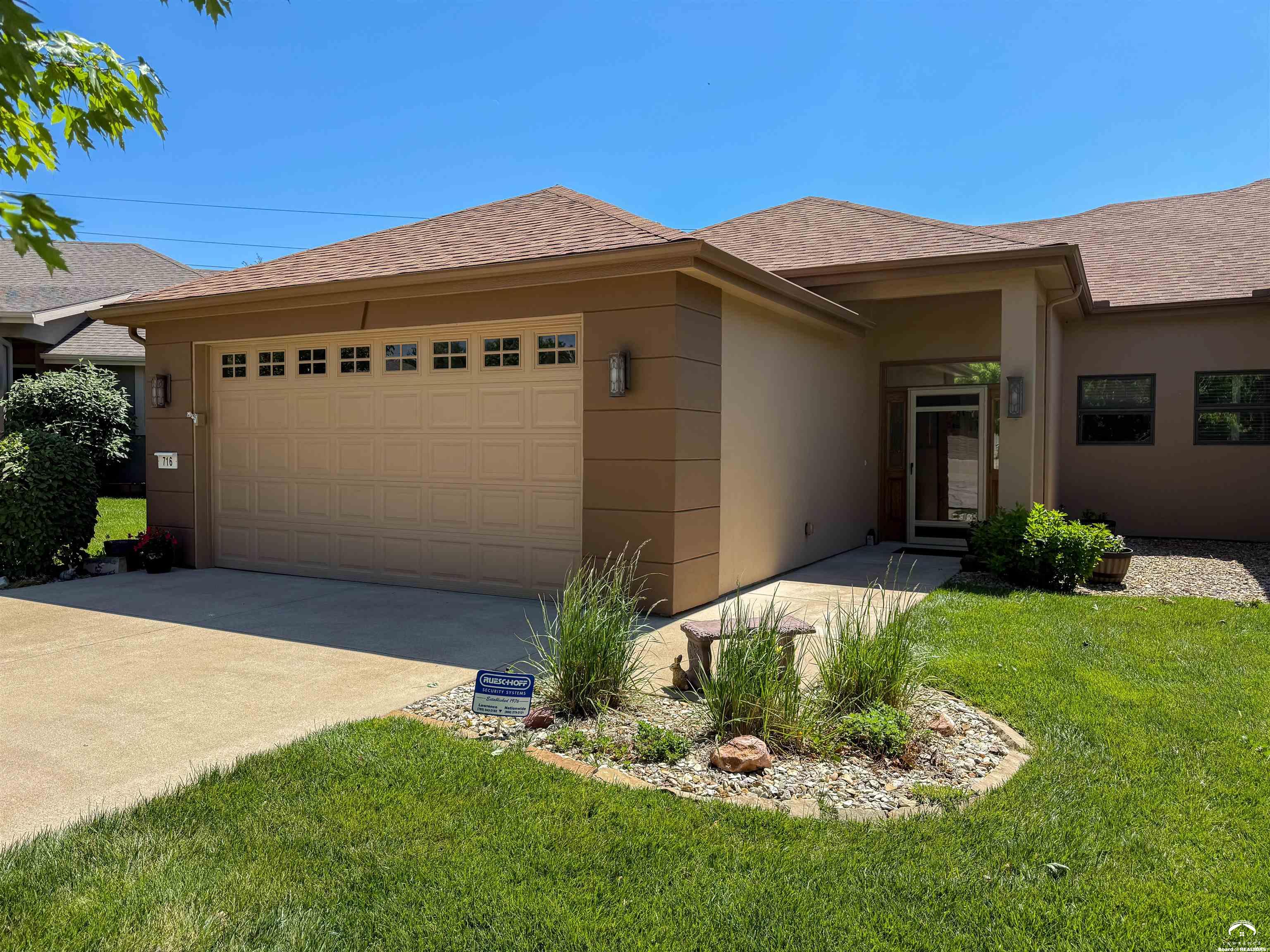 716 Coving Court Lawrence, KS 66049 - Photo 19 of 22