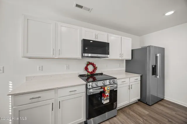 $1,850 | 2408 Brookville Drive, Unit A, Greenville, NC 27834