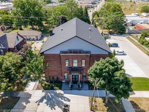 $1,600 | 785 Forest Street, Unit 8, Wyandotte, MI 48192