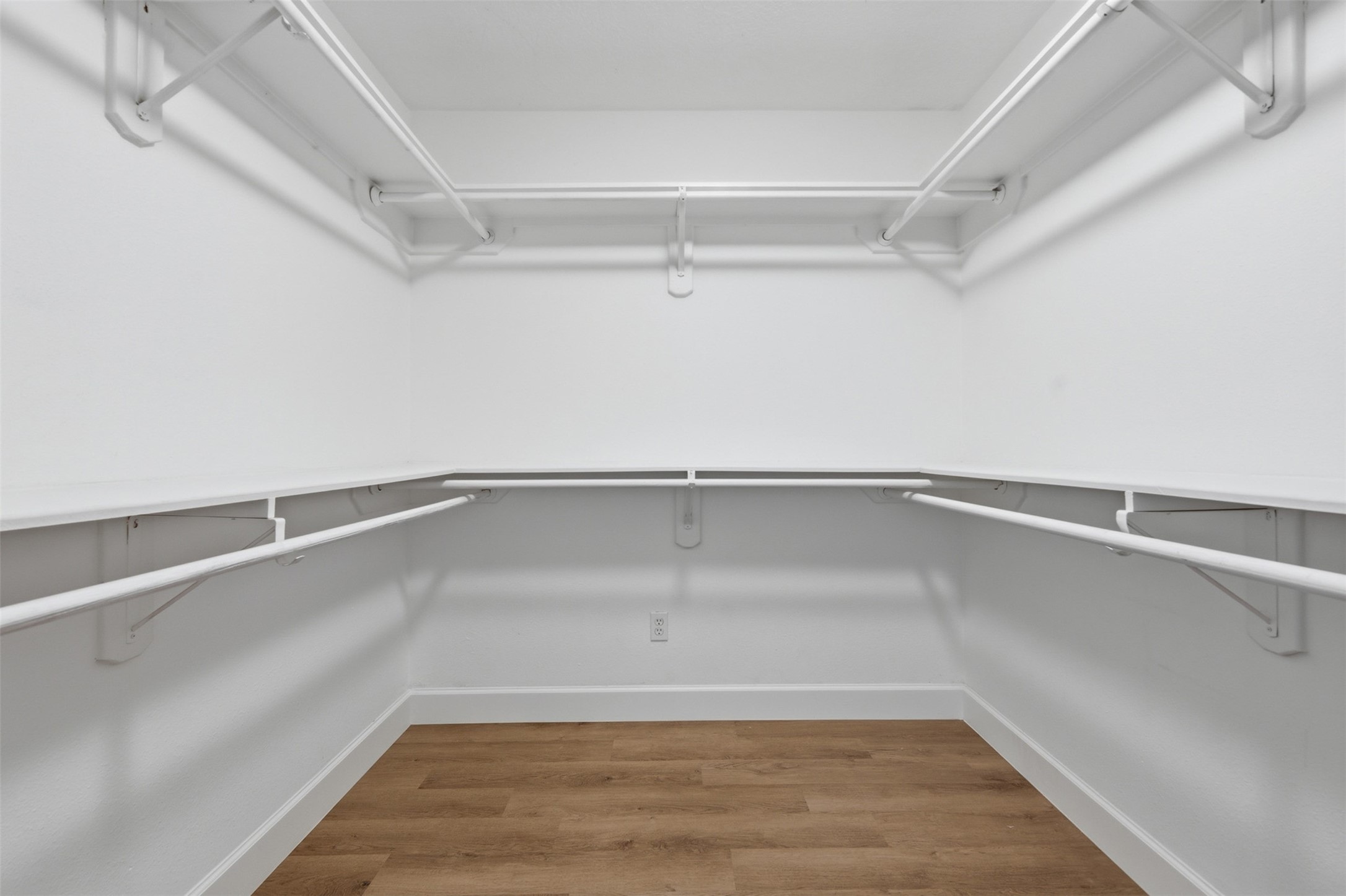 9026 McGallion Road Houston, TX 77022 - Photo 22 of 32 a view of an empty walk in closet