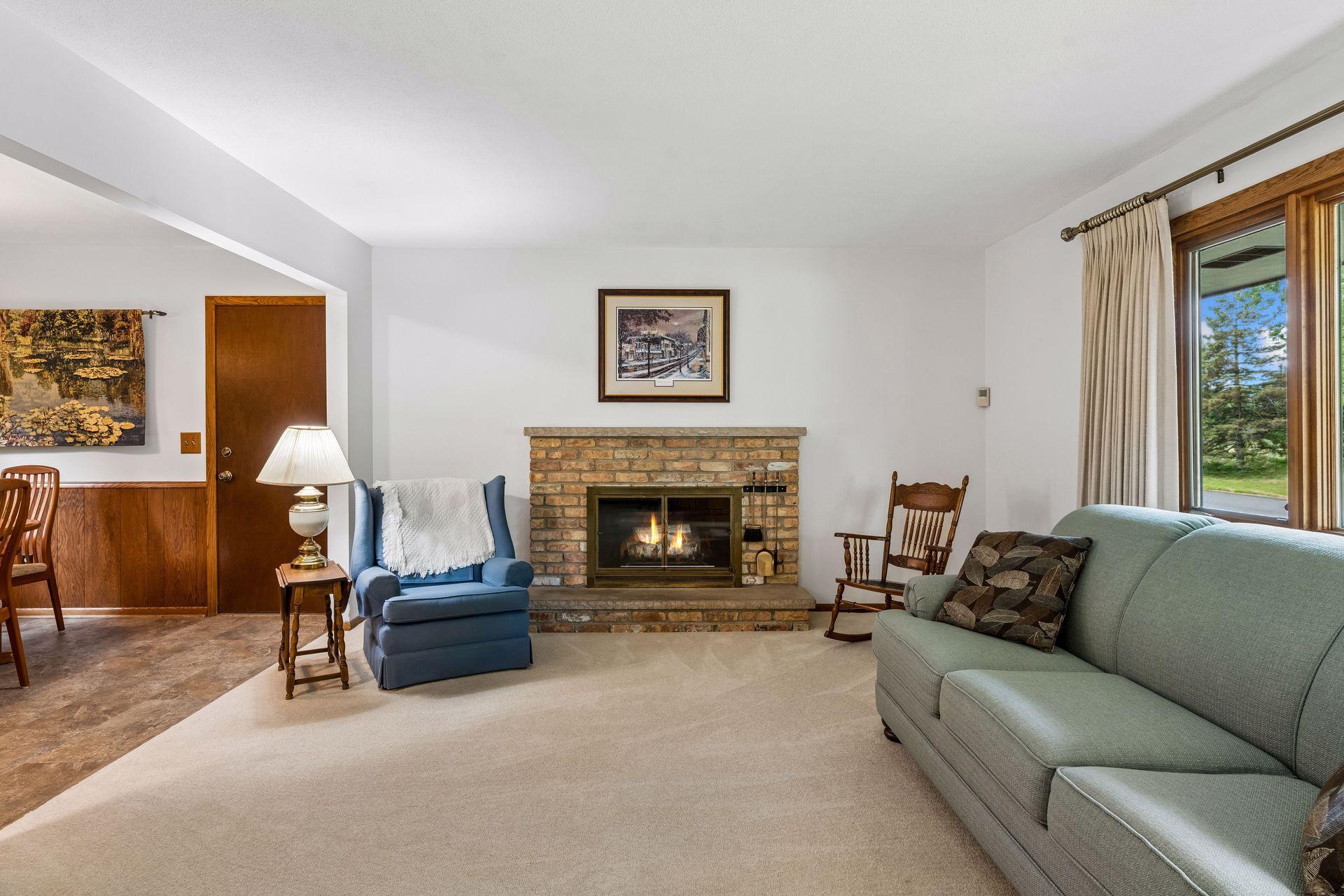 1938 Midland Hills Road Roseville, MN 55113 - Photo 9 of 32 Gallery Image 9