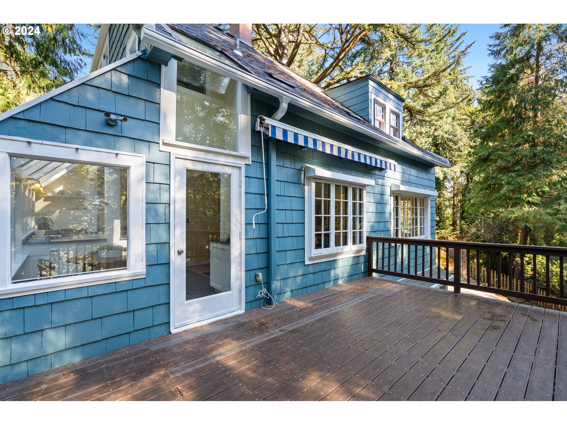2770 Southwest Talbot Road Portland, OR 97201 - Photo 38 of 45 a view of a house with a porch