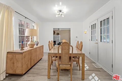 $1,899,000 | 14440 Valley Vista Boulevard, Sherman Oaks, CA 91423