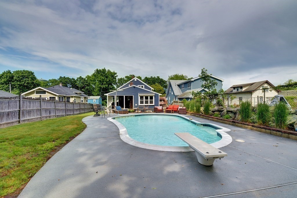 124 Elmlawn Road Braintree, MA 02184 - Photo 11 of 42 Gallery Image 11
