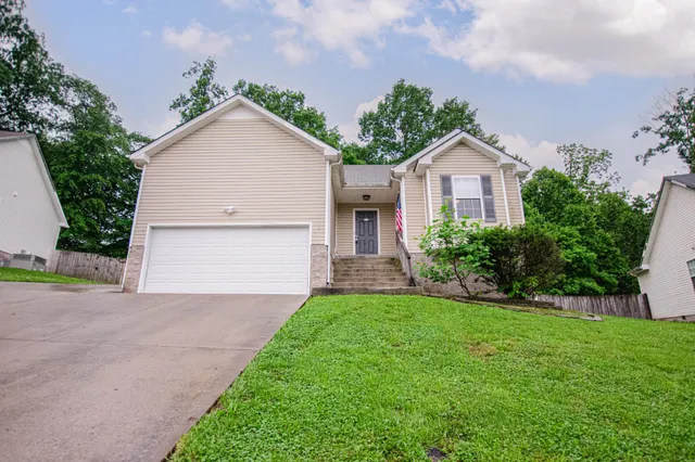 $1,650 | 326 Chalet Circle, Clarksville, TN 37040