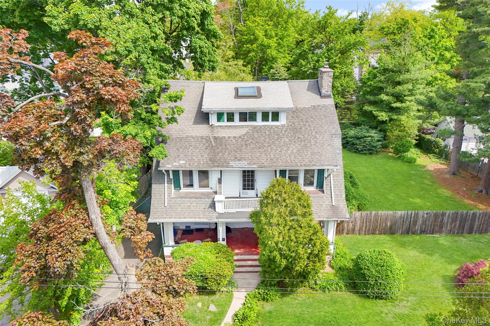 197 Coligni Avenue New Rochelle, NY 10801 - Photo 2 of 36