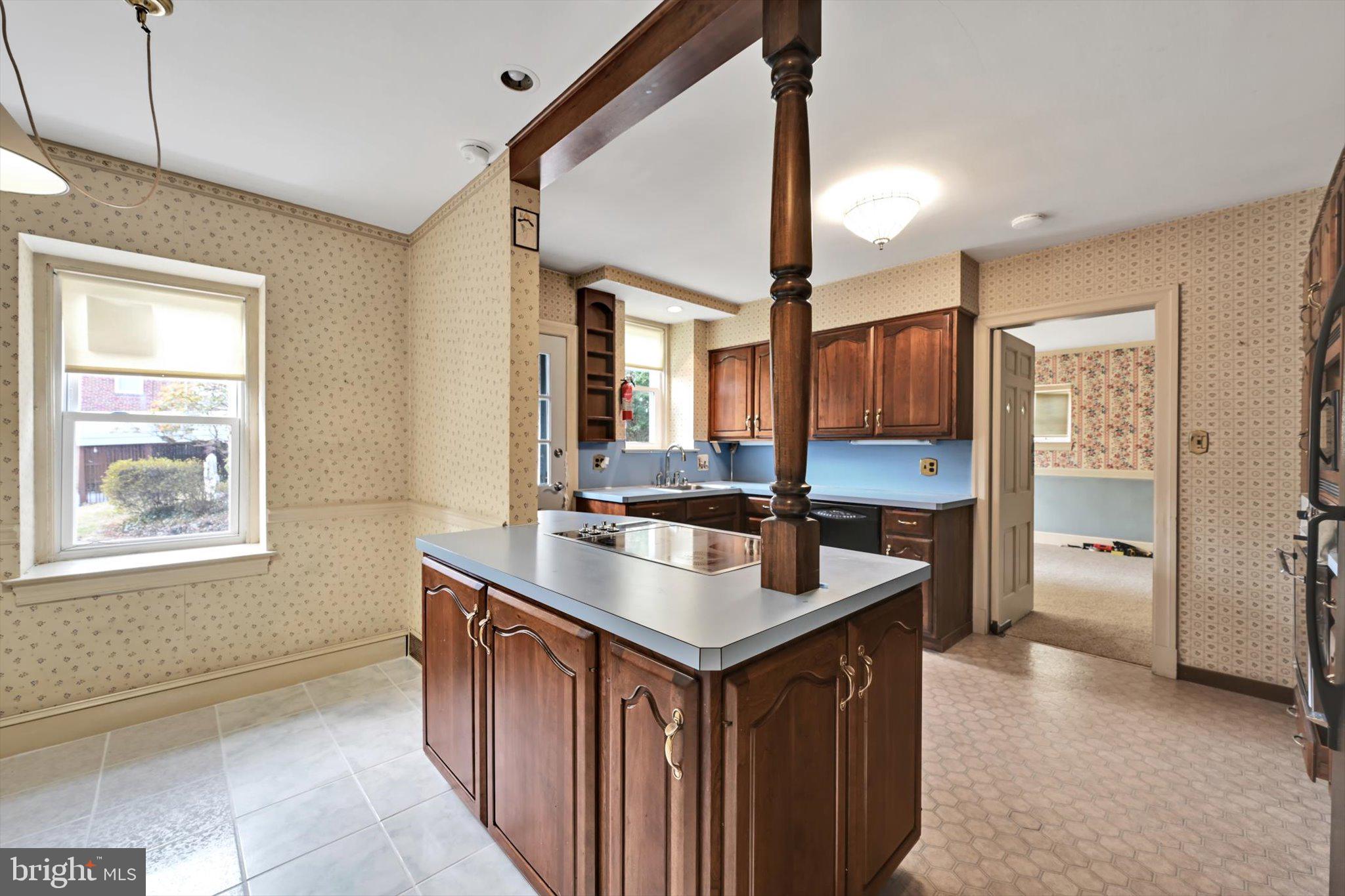 100 Brookline Plaza Reading, PA 19607 - Photo 12 of 48