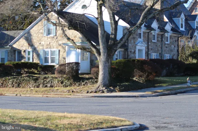 $535,000 | 100 Brookline Plaza, Reading, PA 19607