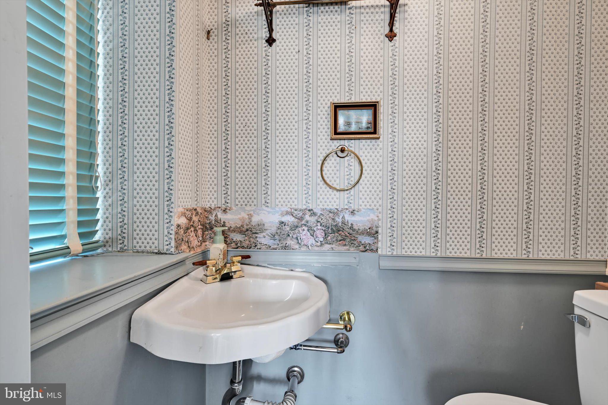 100 Brookline Plaza Reading, PA 19607 - Photo 33 of 48