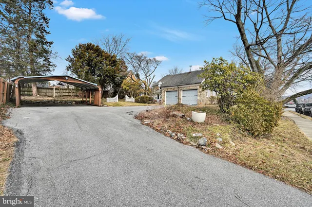 $535,000 | 100 Brookline Plaza, Reading, PA 19607