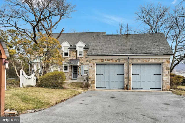 $535,000 | 100 Brookline Plaza, Reading, PA 19607