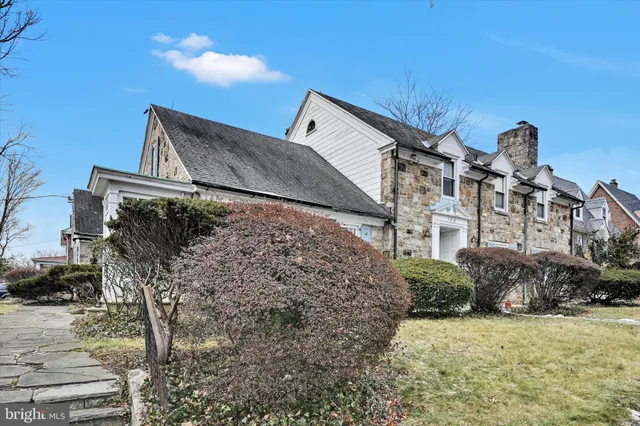$535,000 | 100 Brookline Plaza, Reading, PA 19607