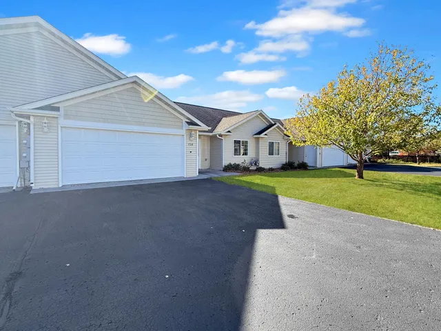 $264,900 | 728 Cloud Street Northwest, Bemidji, MN 56601