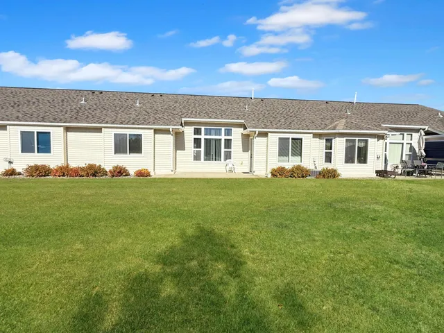 $264,900 | 728 Cloud Street Northwest, Bemidji, MN 56601