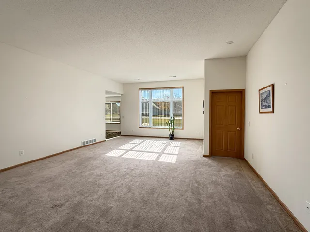 $264,900 | 728 Cloud Street Northwest, Bemidji, MN 56601