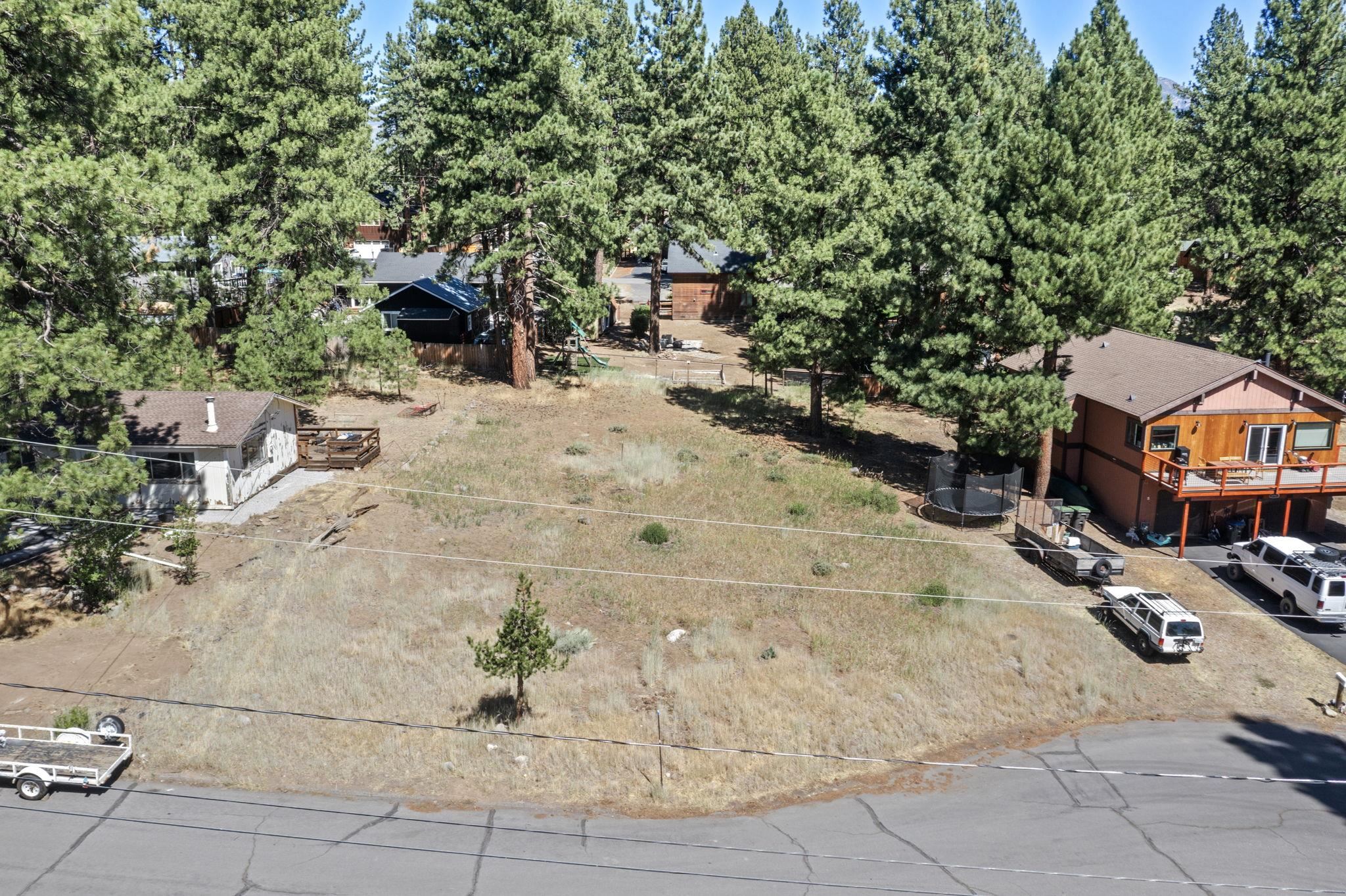 10583 Laburnham Circle Truckee, CA 96161 - Photo 4 of 14 a view of outdoor space yard and patio