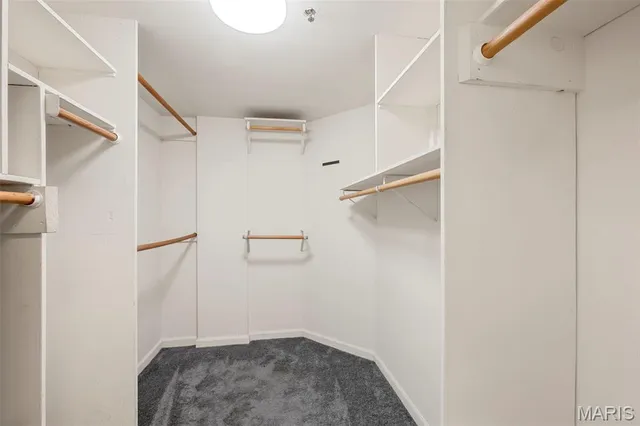 $274,900 | 561 Sarah Lane, Unit 103, Creve Coeur, MO 63141