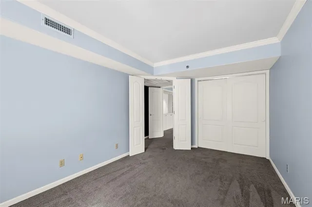 $274,900 | 561 Sarah Lane, Unit 103, Creve Coeur, MO 63141