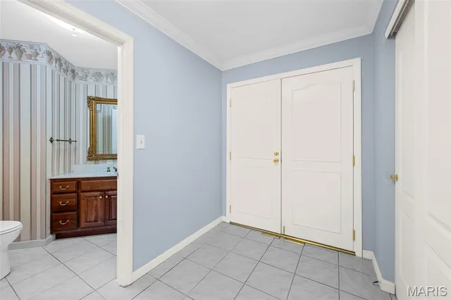 $274,900 | 561 Sarah Lane, Unit 103, Creve Coeur, MO 63141