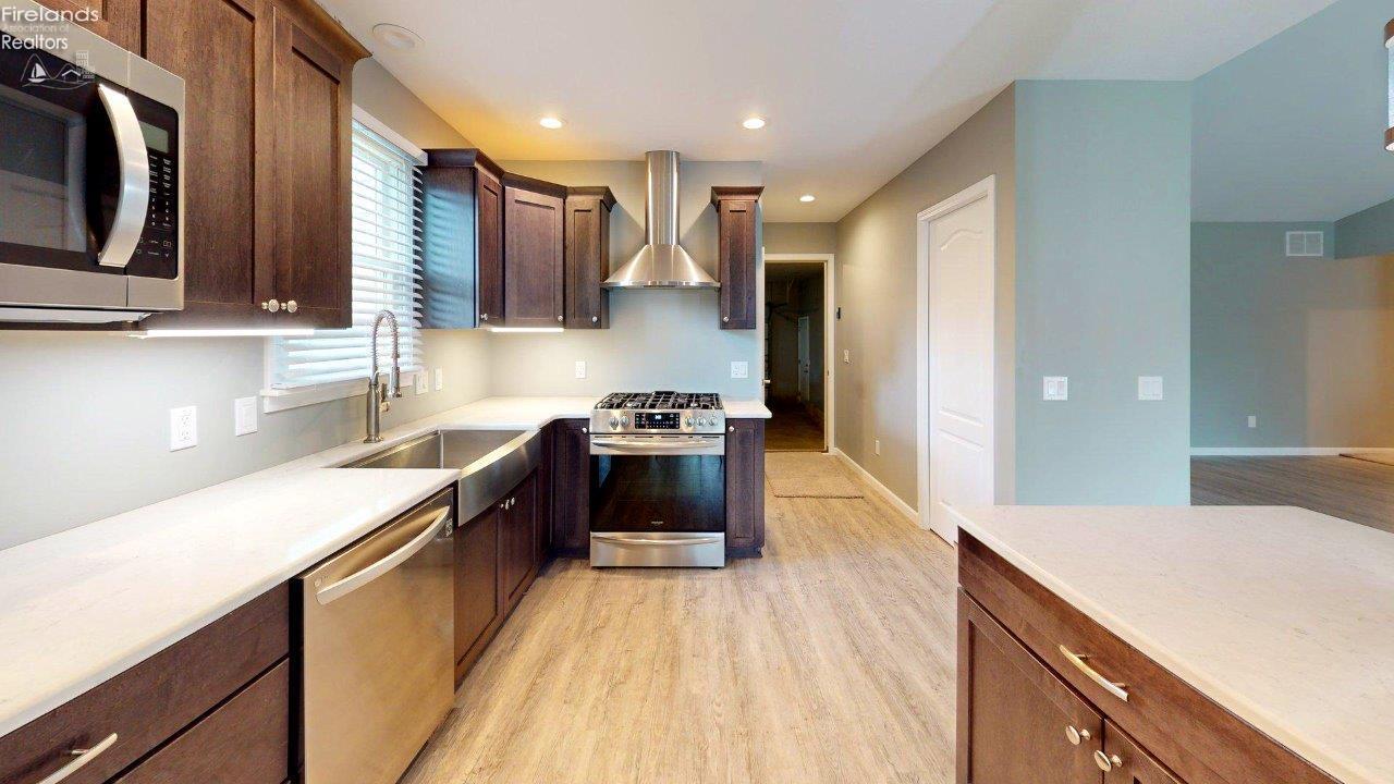 741 Tucker Road Fremont, OH 43420 - Photo 5 of 28 Gallery Image 5