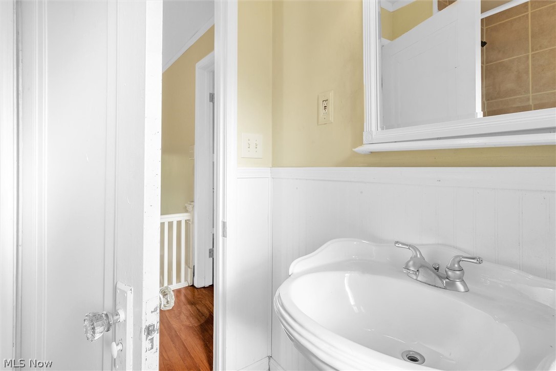 2369 South Taylor Road Cleveland, OH 44118 - Photo 25 of 34 Gallery Image 25