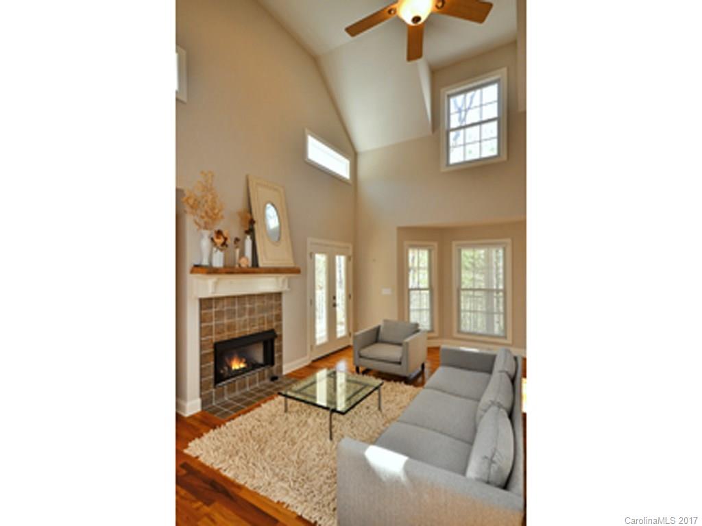 5556 Spring Road Hendersonville, NC 28739 - Photo 6 of 24
