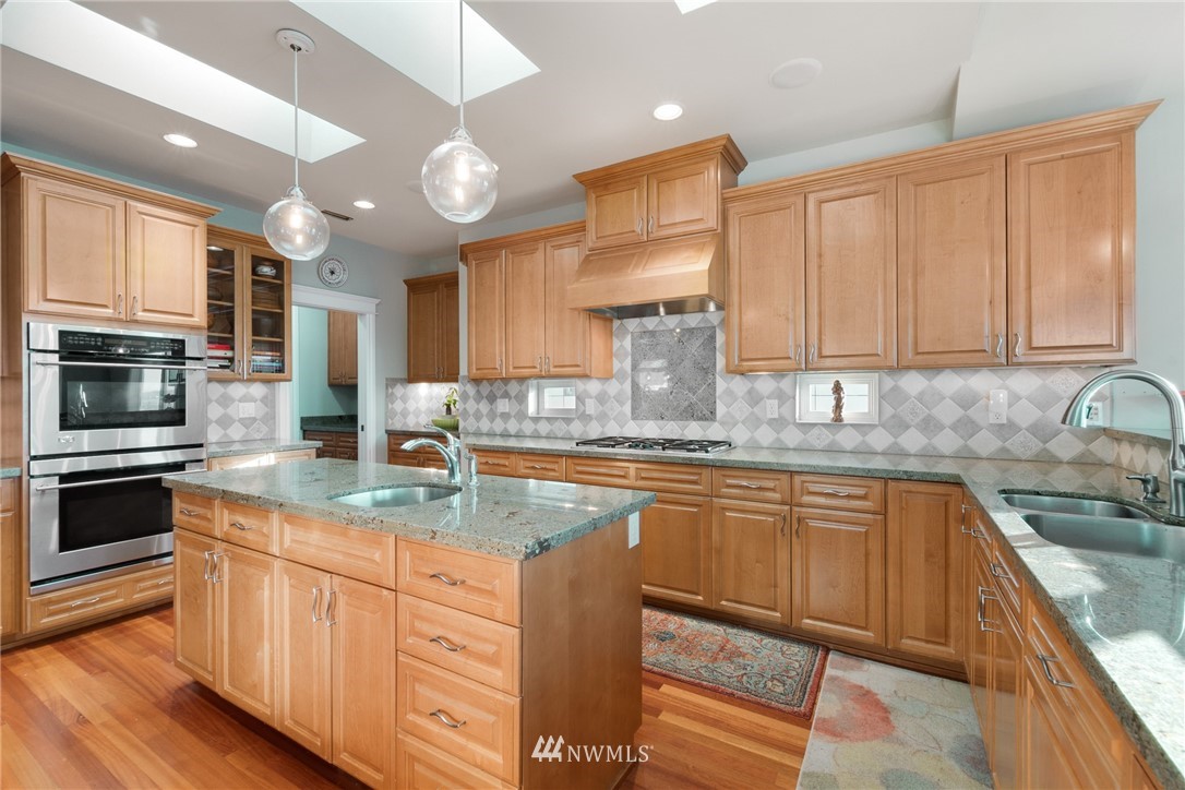 6037 Atlas Place Southwest Seattle, WA 98136 - Photo 13 of 31 Gallery Image 13