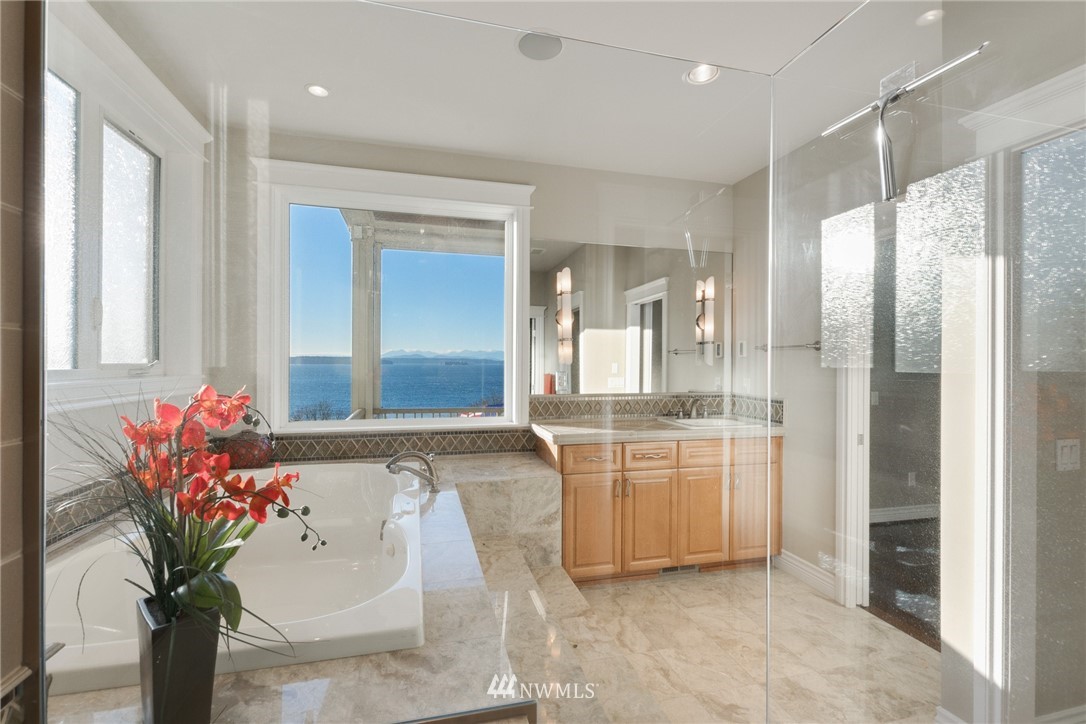 6037 Atlas Place Southwest Seattle, WA 98136 - Photo 21 of 31 Gallery Image 21