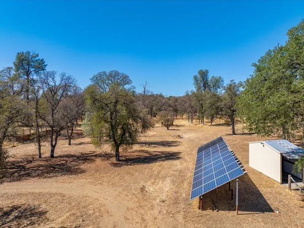 $799,999 | 10370 Daystar Way, Palo Cedro, CA 96073