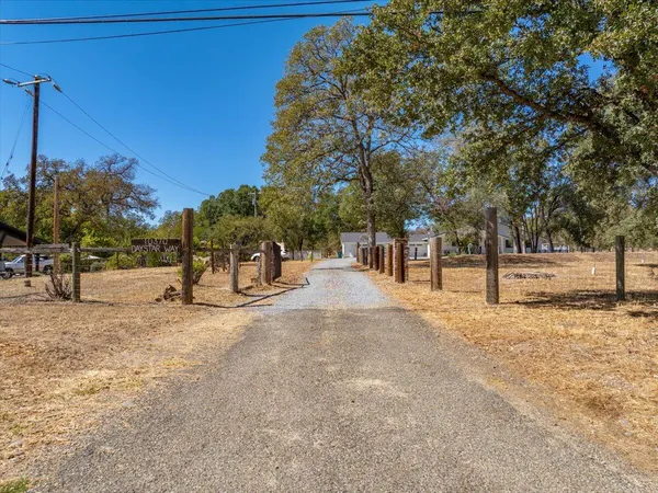 $799,999 | 10370 Daystar Way, Palo Cedro, CA 96073