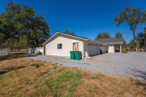 $799,999 | 10370 Daystar Way, Palo Cedro, CA 96073