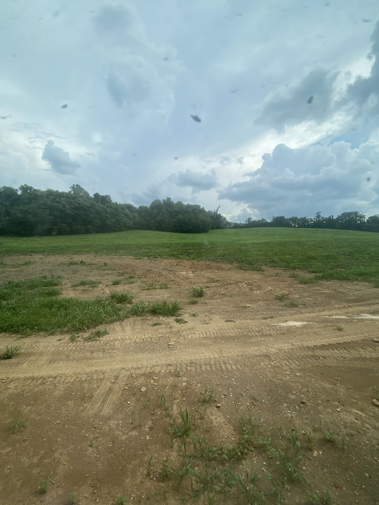 767 Jarrell Road Manchester, TN 37355 - Photo 4 of 8 a view of an ocean and beach