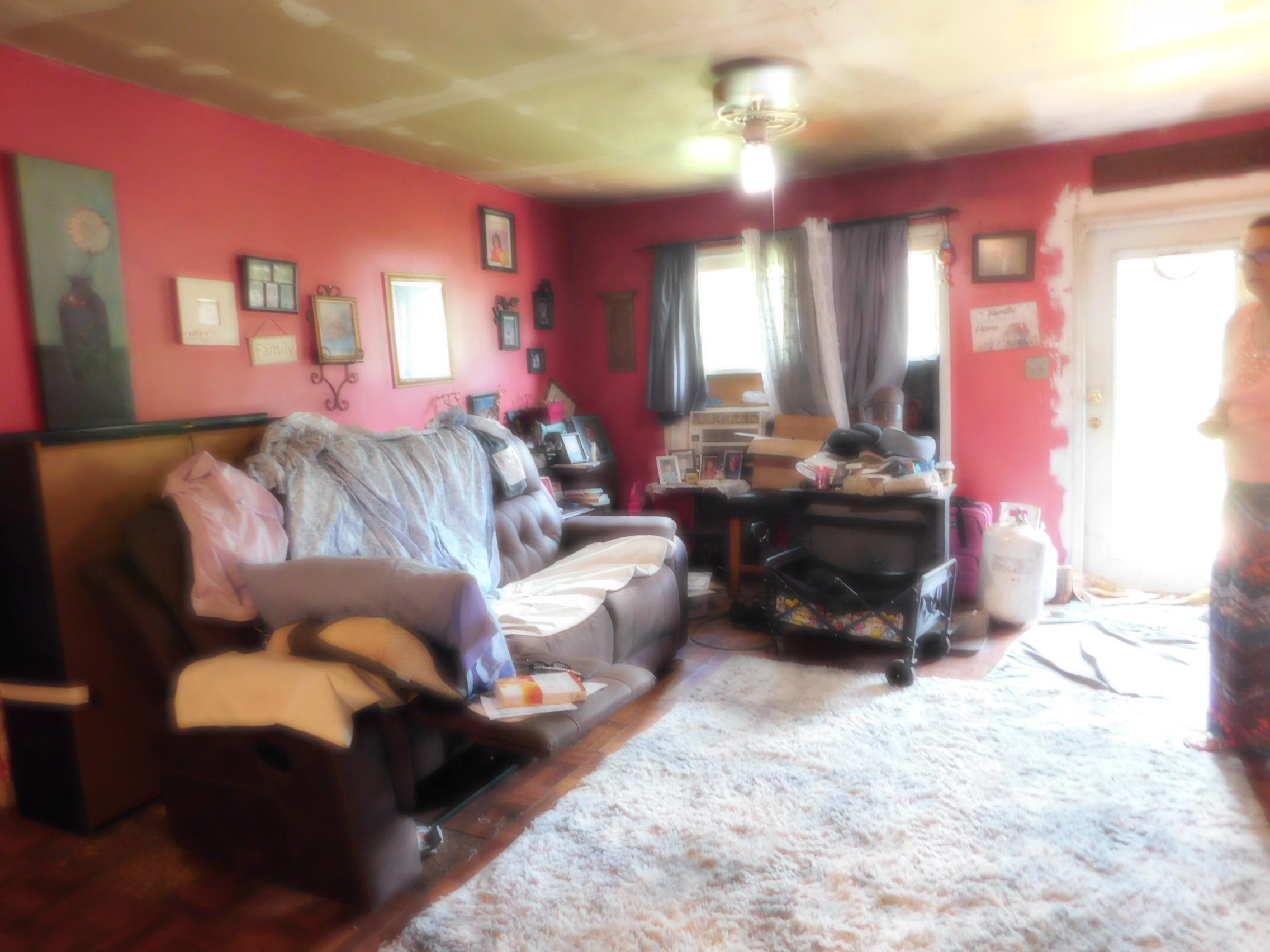 927 9th Street Gaffney, SC 29340 - Photo 6 of 11 Gallery Image 6