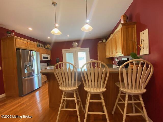1980 Valley Hill Road Springfield, KY 40069 - Photo 14 of 55 Convenient breakfast bar
