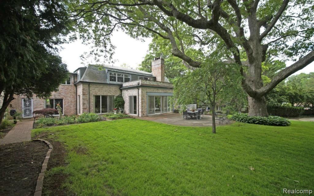 236 Cloverly Road Grosse Pointe, MI 48236 - Photo 21 of 29 0365afd0-1dea-4954-a677-a1fee9c9eeba.jpg
